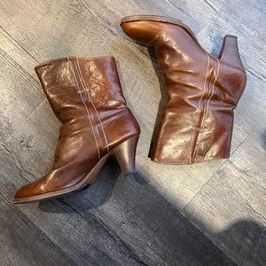 Vintage Frye Brown Leather Heeled Boots